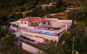 Villa Aurora